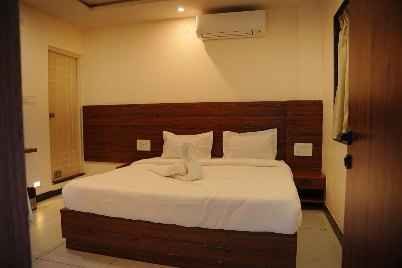 Super Townhouse Shivamogga Formerly Karthik Bhavan מראה חיצוני תמונה
